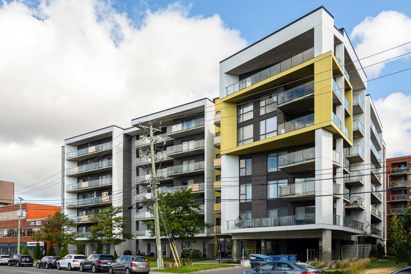 2335 Ch. Manella, apt. 706